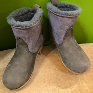 No.6 shearling cuff clog boot. Size 6 women’s. Suede olive green/grey. Cork/wood
